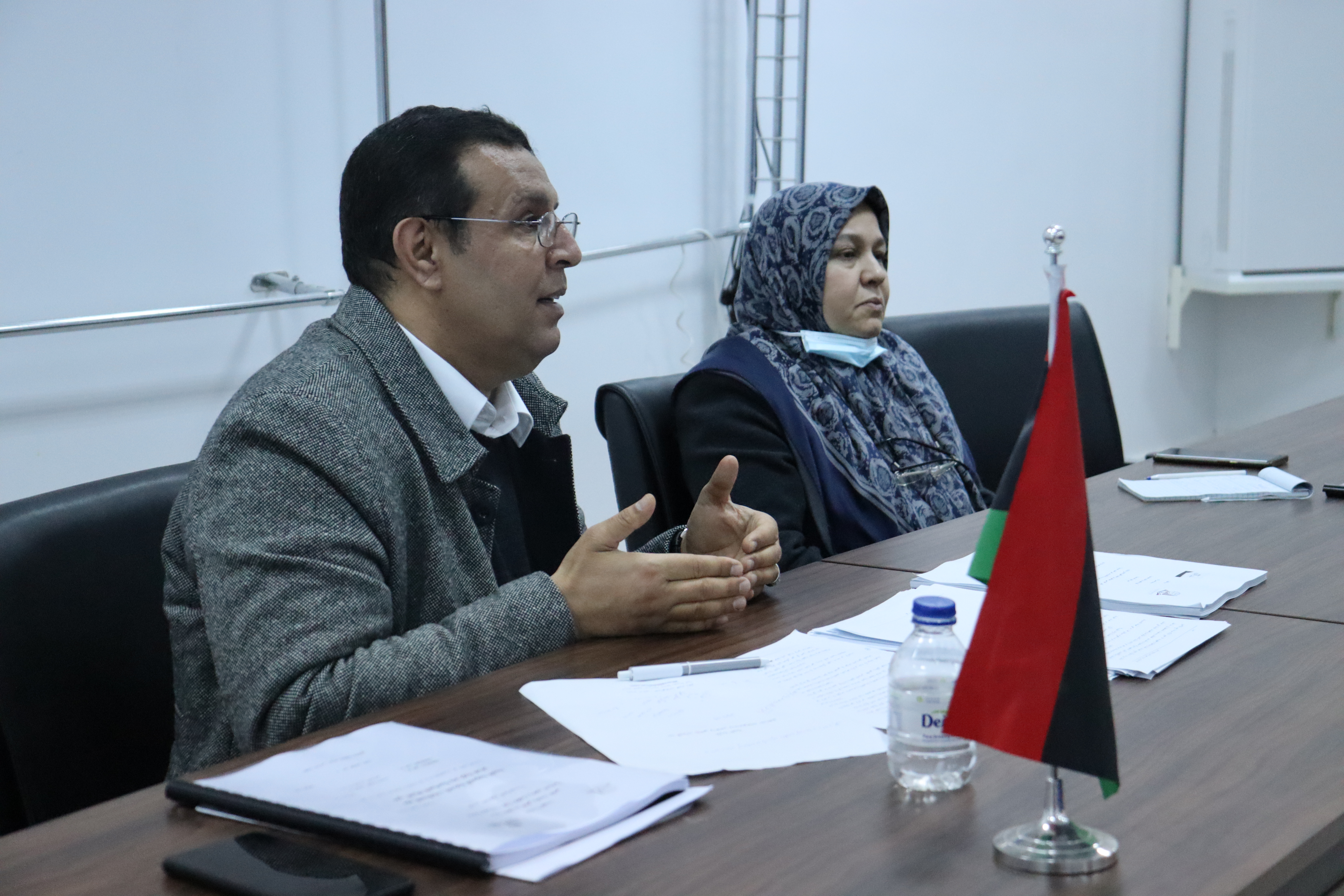 محاضرة لقسم العلوم السياسية