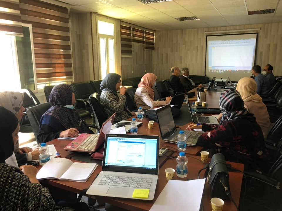 استمرار البرنامج التدريبي لأعضاء هيئة التدريس بالكلية