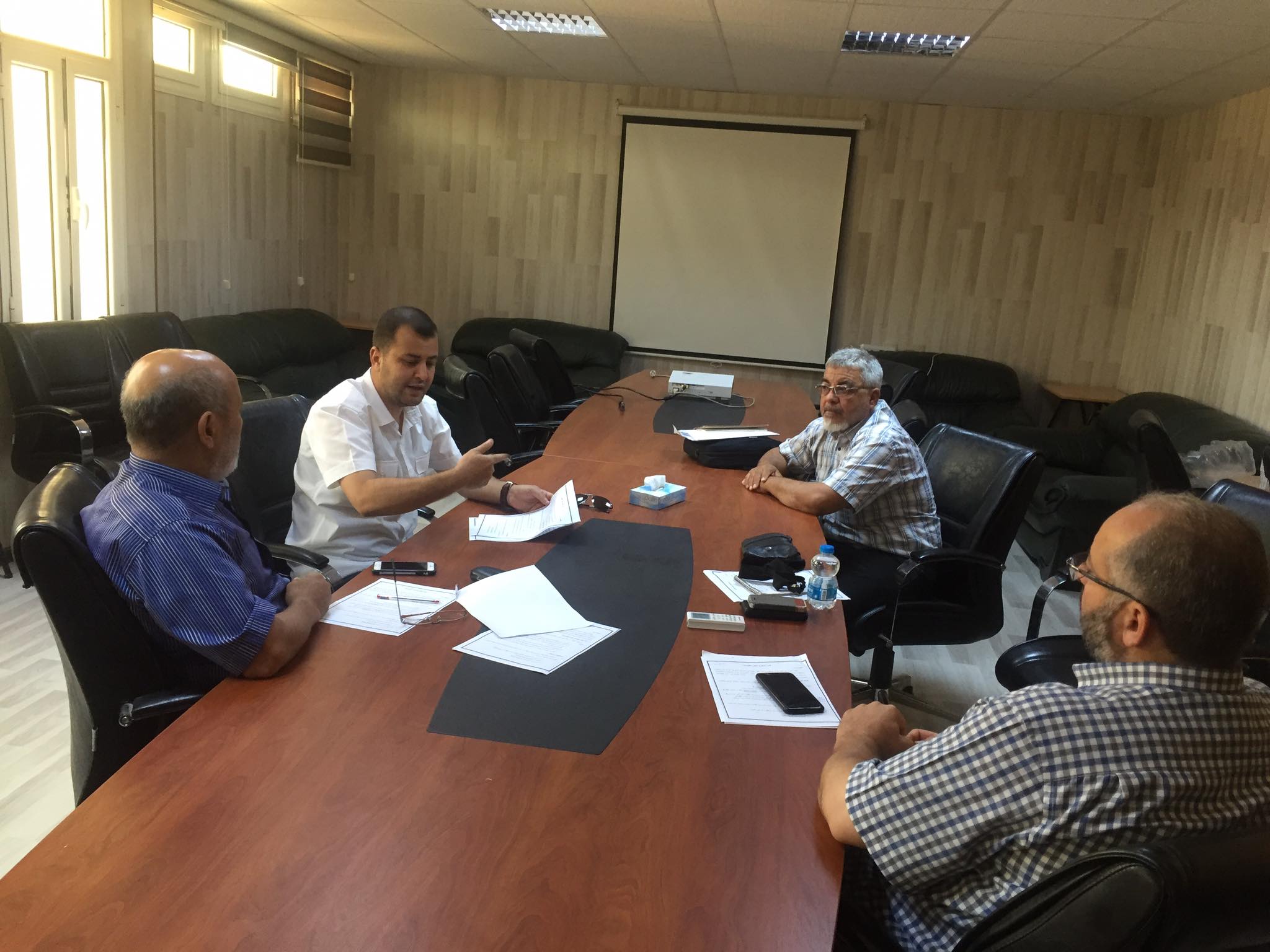 الإجتماع الأول-لجنة اليوم الاقتصادي